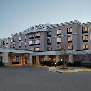 Hotel Courtyard Republic Airport Long Island/Farmingdale Exterior photo