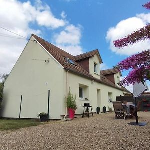 Willa Gite Maison Entiere 6 Personnes Saint-Julien-de-Chédon Exterior photo