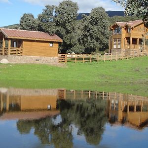 Hotel Complejo Rural Los Jarales Navamorcuende Exterior photo