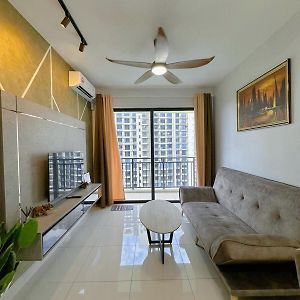 Apartament 2Br Central Park Laman Damai Johor - 4 Pax Johor Bahru Exterior photo