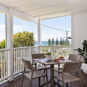 Noosa Gem In Peregian Beach - Ocean View - Steps To Beach & Village! Dog And Family Friendly Exterior photo