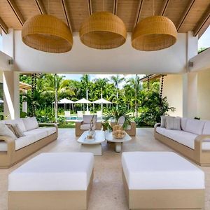 A Stunning Six-Bedroom Villa La Romana Exterior photo