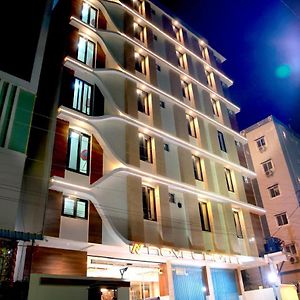 Novel Hotel Hajdarabad Exterior photo