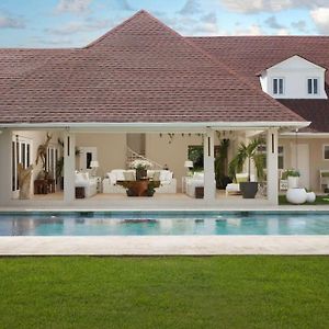 Willa Colonial Charm Near The Beach La Romana Exterior photo