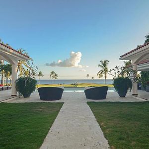 Villa On Teeth Of The Dog With Ocean View La Romana Exterior photo