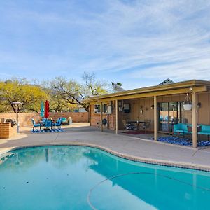 Willa Walkable Tucson Retreat With Pool And Fire Pit! Exterior photo