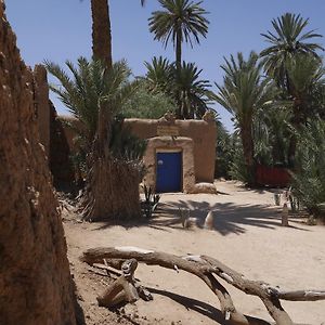 Pensjonat La Maison Saharaouie Aït Boukha Exterior photo