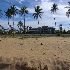 C & I Beach Hotel Marawila Exterior photo