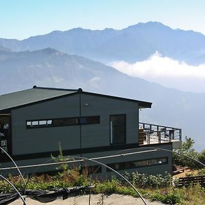 Flower And Star Garden Bed And Breakfast Nantou Exterior photo