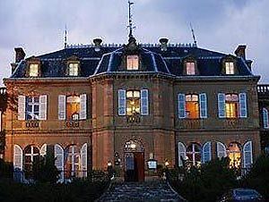 Hotel Chateau De Larroque Gimont Exterior photo