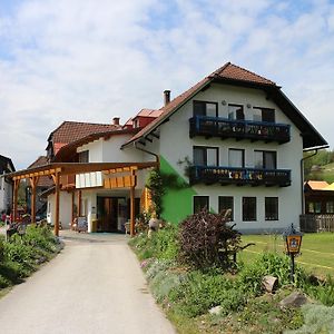 Hotel Familienparadies Reichenhauser Keutschach am See Exterior photo