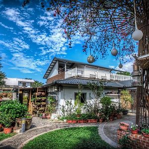 Hou Shan Ren Jia B&B Luye Exterior photo