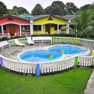 Rainbow Village La Ceiba Room photo