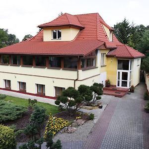 Willa Maksymilian Bed And Breakfast Bydgoszcz Exterior photo