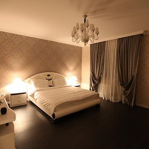Grace Apartments Boryspil Room photo