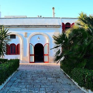 Bed and Breakfast Masseria Saggiomo Ostuni Exterior photo