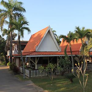 Hotel Chaisuk Bungalow Aranyaprathet Exterior photo