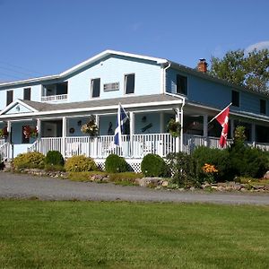 Auld Farm Inn B&B Baddeck Inlet Exterior photo