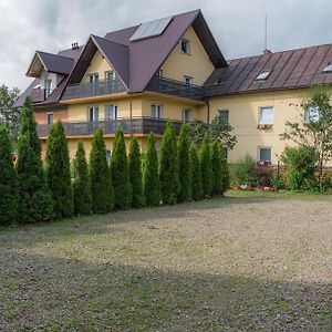 Hotel Ośrodek wypoczynkowy Jak u Mamy Mszana Dolna Exterior photo