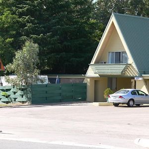 Millers Cottage Motel Wangaratta Exterior photo