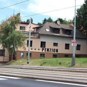 Hotel Penzion Chaloupka Praga Exterior photo