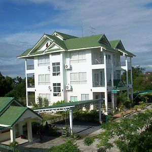 Kasem Garden Hotel Surin Ban Nong Tao Exterior photo