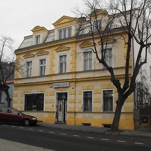 Hotel Penzion Dubik Exterior photo