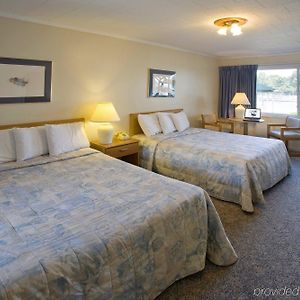 Americas Best Value Inn Port Clinton Room photo