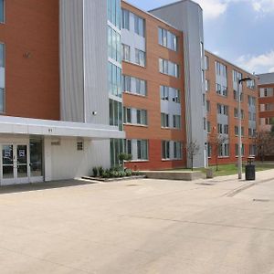 Residence & Conference Centre - Brampton Exterior photo