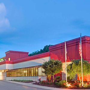 Wyndham Garden Inn Pittsburgh Airport Robinson Township Exterior photo