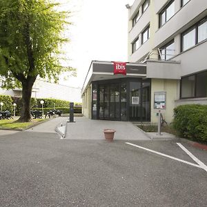 Hotel Ibis Chambéry Exterior photo