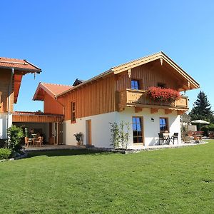 Hotel Pension Schweizerhaus Garni Weyarn Exterior photo