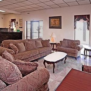 Comfort Inn & Suites Salina Interior photo