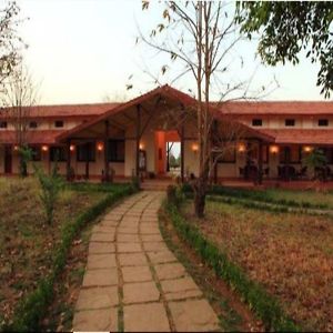 Hotel Infinity Kanha Wilderness Dhikuli Exterior photo