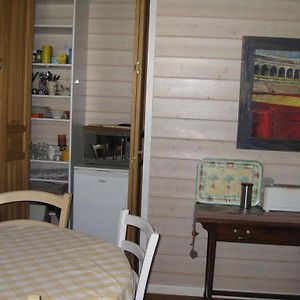 Bed and Breakfast Bnb Atelier De St. Maurice Vésenaz Exterior photo