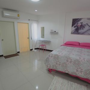 Bed and Breakfast Banmeesukko Phitsanulok Exterior photo