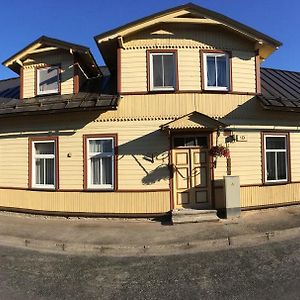 Aikarali Home Accommodation Haapsalu Exterior photo