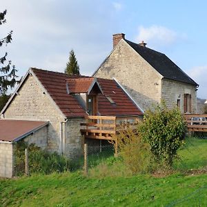 Le Clos Du Val Chivres-Val Exterior photo