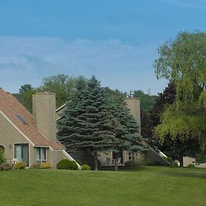 Tamarack And Mirror Lake Resort Wisconsin Dells Exterior photo