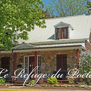 Hotel Refuge Du Poete Longueuil Exterior photo