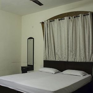 Apartament 14 Square Shivajinagar Pune Exterior photo