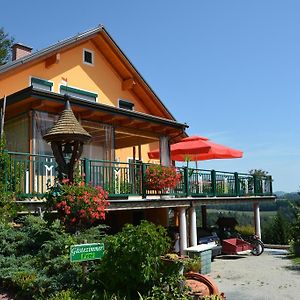 Apartament Gaestehaus Schmid Sankt Johann im Saggautal Exterior photo