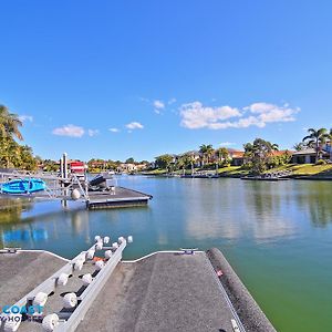 Willa Gold Coast Waterfront Paradise Hope Island Exterior photo