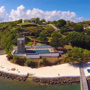 Hotel Mount Hartman Bay Estate St. George's Exterior photo