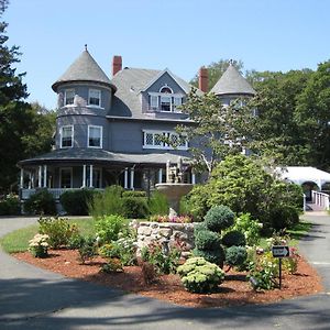 Castle Manor Inn Gloucester Exterior photo