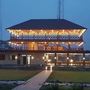 Nusantara Hotel Sembalun Sembalunlawang Exterior photo