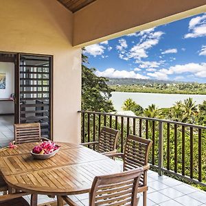 Aparthotel Poppy'S On The Lagoon Port Vila Exterior photo