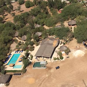 Hotel Les Cordons Bleus Ndangane Exterior photo