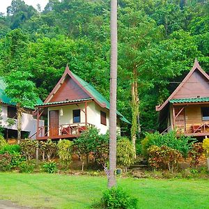 Tp Hut Bungalows Koh Chang Exterior photo