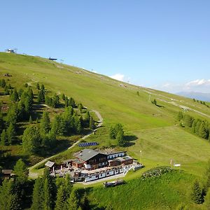 Hotel Rifugio Graziani Hutte San Vigilio Di Marebbe Exterior photo